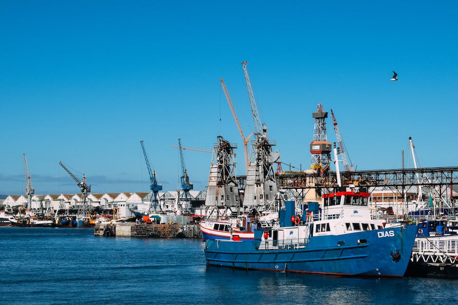 Schiffe im Hamburger Hafen