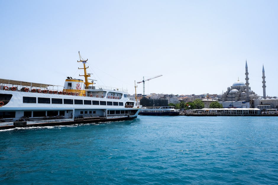  Fahrt mit dem Schiff von Duisburg nach Köln